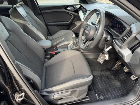 Audi A1 SPORTBACK TFSI S LINE 21