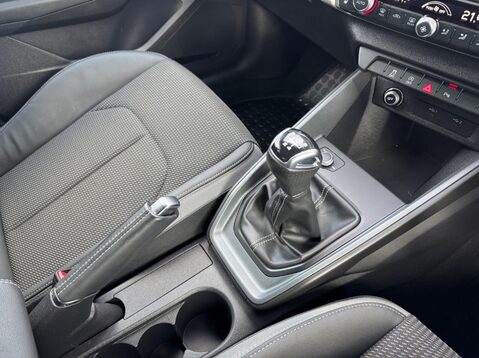 Audi A1 SPORTBACK TFSI S LINE 30