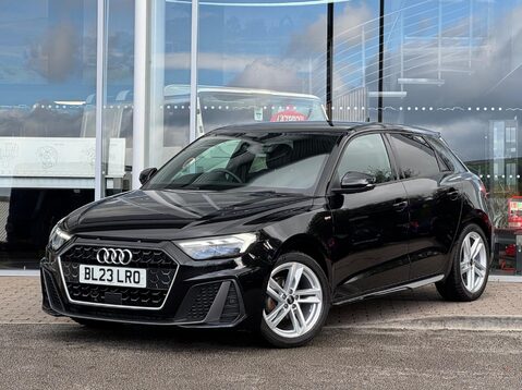 Audi A1 SPORTBACK TFSI S LINE 32