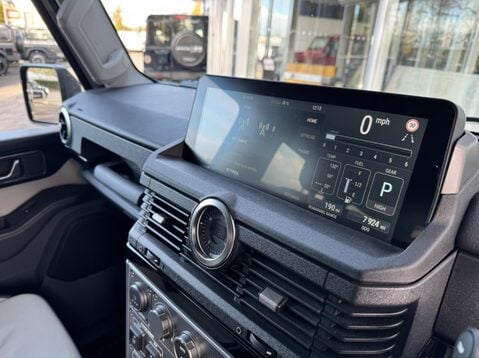 Ineos Grenadier FIELDMASTER EDITION 43