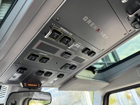 Ineos Grenadier FIELDMASTER EDITION 15