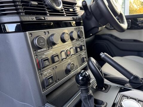 Ineos Grenadier FIELDMASTER EDITION 16