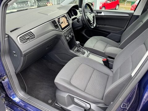 Volkswagen Golf SV MATCH TSI EVO DSG 13