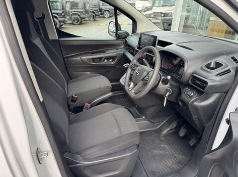 Vauxhall Combo L1H1 2300 PRIME S/S 15