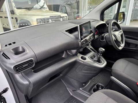 Vauxhall Combo L1H1 2300 PRIME S/S 18