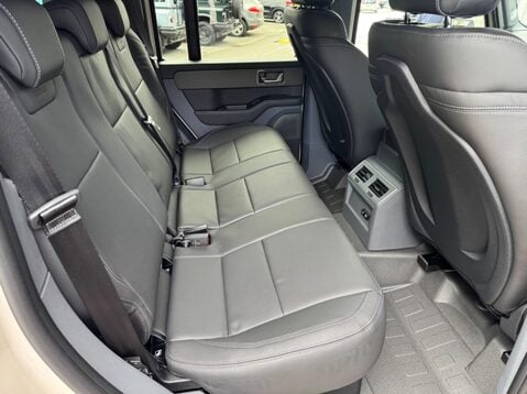 Ineos Grenadier 3.0P 1924 Station Wagon Auto 4WD Euro 6 (s/s) 6dr 44