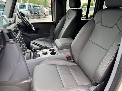 Ineos Grenadier 3.0P 1924 Station Wagon Auto 4WD Euro 6 (s/s) 6dr 38