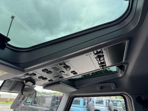 Ineos Grenadier 3.0P 1924 Station Wagon Auto 4WD Euro 6 (s/s) 6dr 41