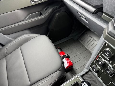 Ineos Grenadier 3.0P 1924 Station Wagon Auto 4WD Euro 6 (s/s) 6dr 31