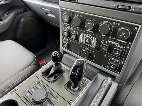 Ineos Grenadier 3.0P 1924 Station Wagon Auto 4WD Euro 6 (s/s) 6dr 30