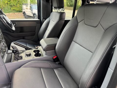 Ineos Grenadier 3.0D 1924 Station Wagon Auto 4WD Euro 6 (s/s) 6dr 14