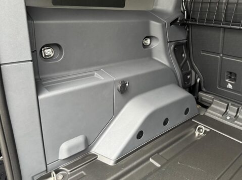 Ineos Grenadier 3.0P Utility Wagon Auto 4WD Euro 6 (s/s) 6dr 14