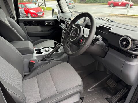 Ineos Grenadier 3.0P Utility Wagon Auto 4WD Euro 6 (s/s) 6dr 17