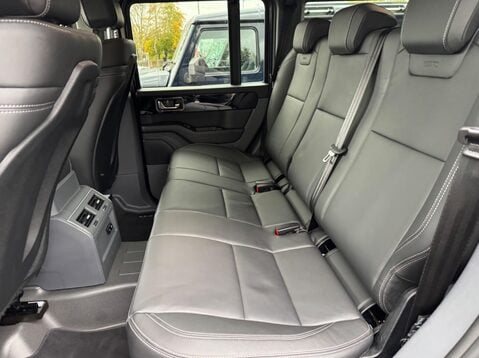 Ineos Grenadier TRIALMASTER EDITION 43