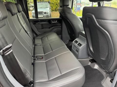 Ineos Grenadier TRIALMASTER EDITION 40