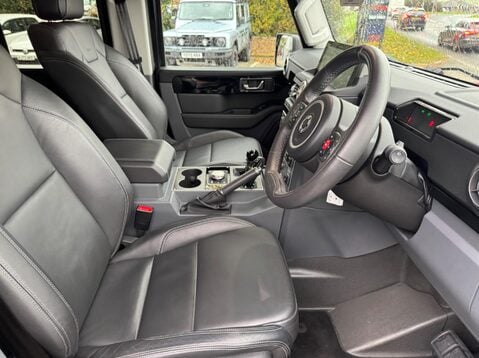 Ineos Grenadier TRIALMASTER EDITION 10