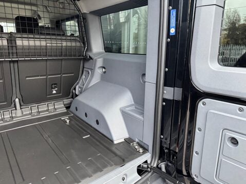 Ineos Grenadier STATION WAGON 25