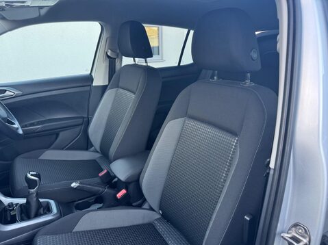 Volkswagen T-Cross ACTIVE TSI 53