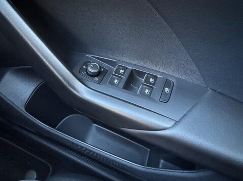 Volkswagen T-Cross ACTIVE TSI 42