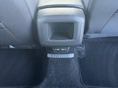 Volkswagen T-Cross ACTIVE TSI 43