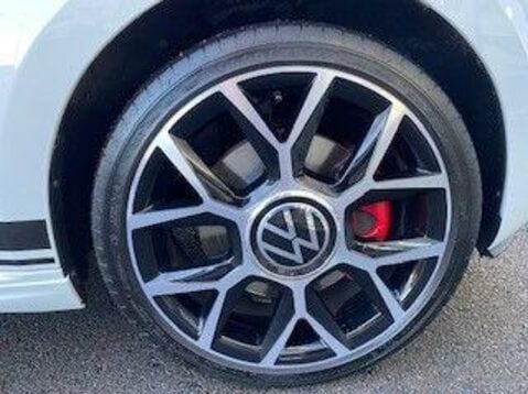 Volkswagen Up GTI 18