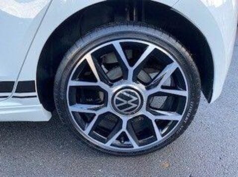 Volkswagen Up GTI 20
