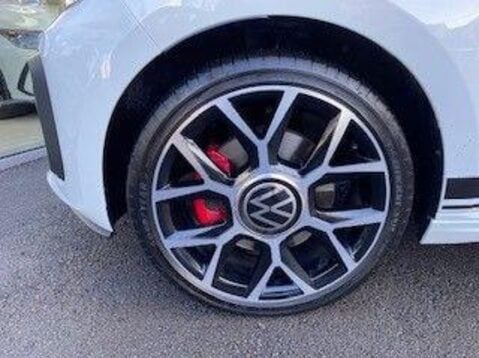 Volkswagen Up GTI 19