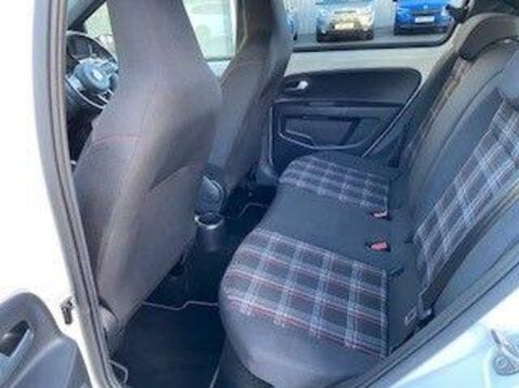 Volkswagen Up GTI 16