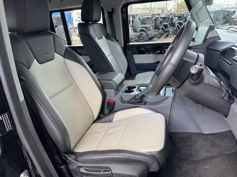 Ineos Grenadier FIELDMASTER EDITION 14