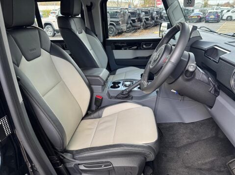 Ineos Grenadier FIELDMASTER EDITION 13