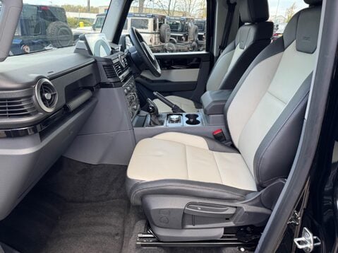 Ineos Grenadier FIELDMASTER EDITION 24