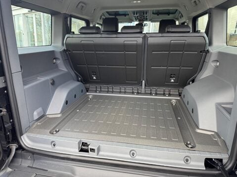 Ineos Grenadier FIELDMASTER EDITION 8