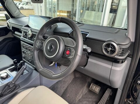 Ineos Grenadier FIELDMASTER EDITION 33