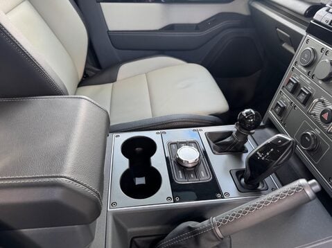 Ineos Grenadier FIELDMASTER EDITION 28