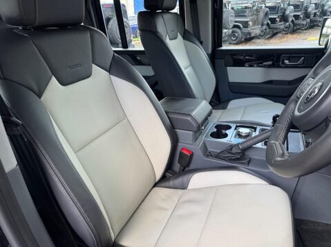 Ineos Grenadier FIELDMASTER EDITION 15