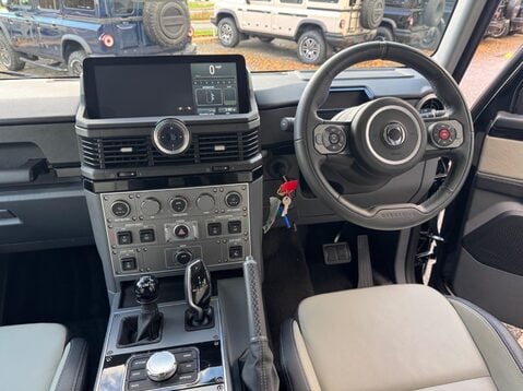 Ineos Grenadier FIELDMASTER EDITION 18