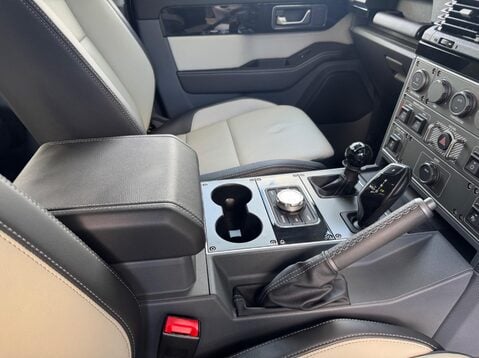 Ineos Grenadier FIELDMASTER EDITION 31