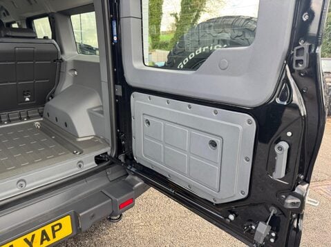 Ineos Grenadier FIELDMASTER EDITION 11