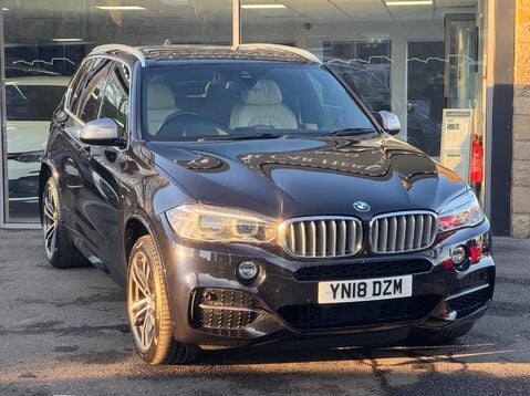 BMW X5 M50D 16