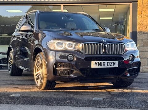 BMW X5 M50D 22