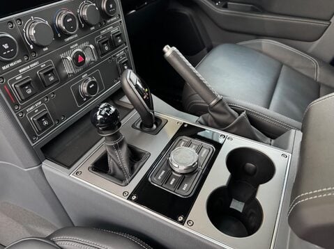 Ineos Grenadier FIELDMASTER EDITION 36