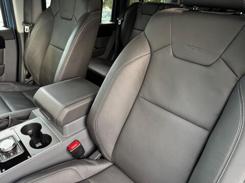 Ineos Grenadier FIELDMASTER EDITION 20