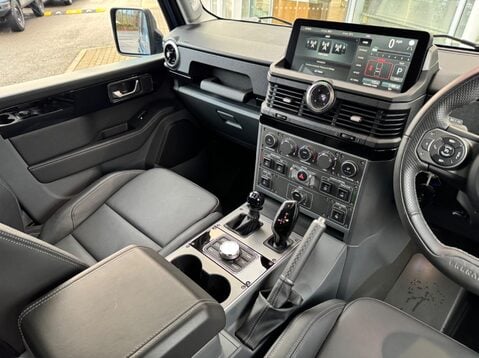 Ineos Grenadier FIELDMASTER EDITION 32