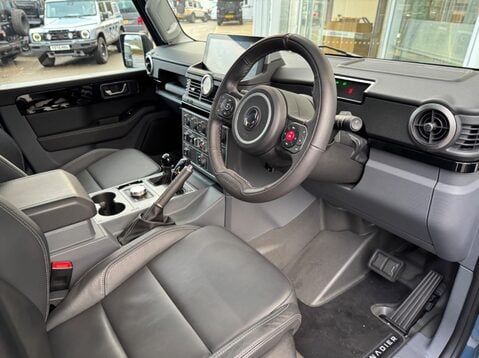 Ineos Grenadier FIELDMASTER EDITION 16