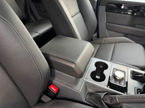 Ineos Grenadier FIELDMASTER EDITION 30