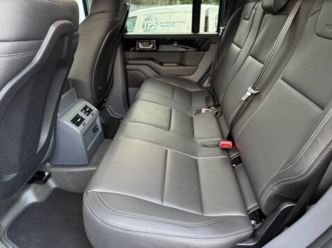 Ineos Grenadier FIELDMASTER EDITION 43