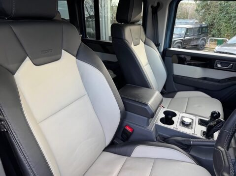 Ineos Grenadier FIELDMASTER EDITION 12