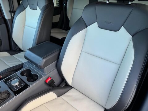 Ineos Grenadier FIELDMASTER EDITION 24