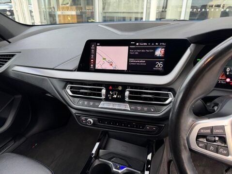 BMW 1 Series 118I M SPORT 23