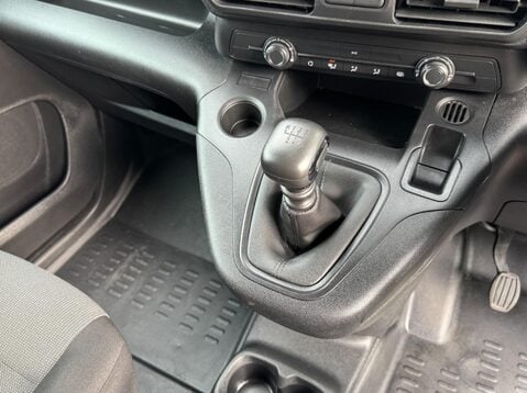 Vauxhall Combo L1H1 2300 PRIME S/S 22